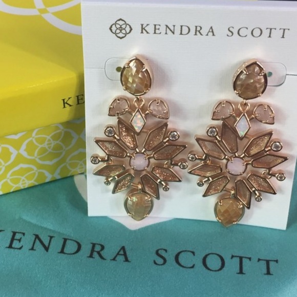 Kendra Scott Jewelry - Kendra Scott Aurilla Gold Earrings